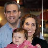 Sara with her mommy and daddy