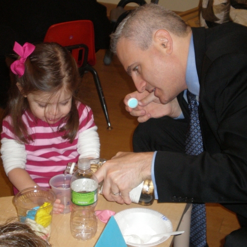 Sara & Daddy make the first experiment